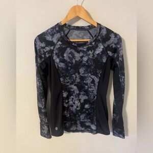 Athleta Runaway Wicking Run Swim Top Gray Black XS